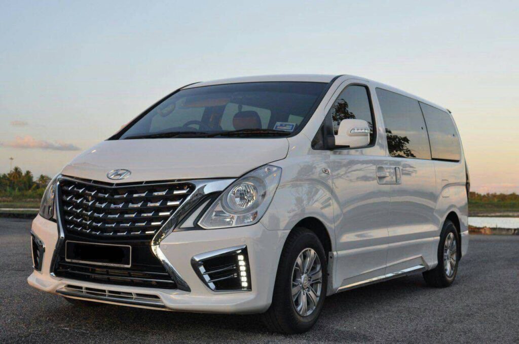 van sewa untuk family trip